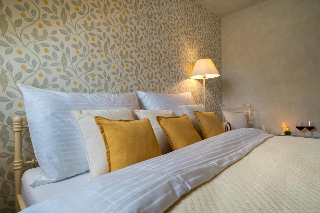 Boutique Hotel Soukenikuv Dum 库特纳霍拉 外观 照片