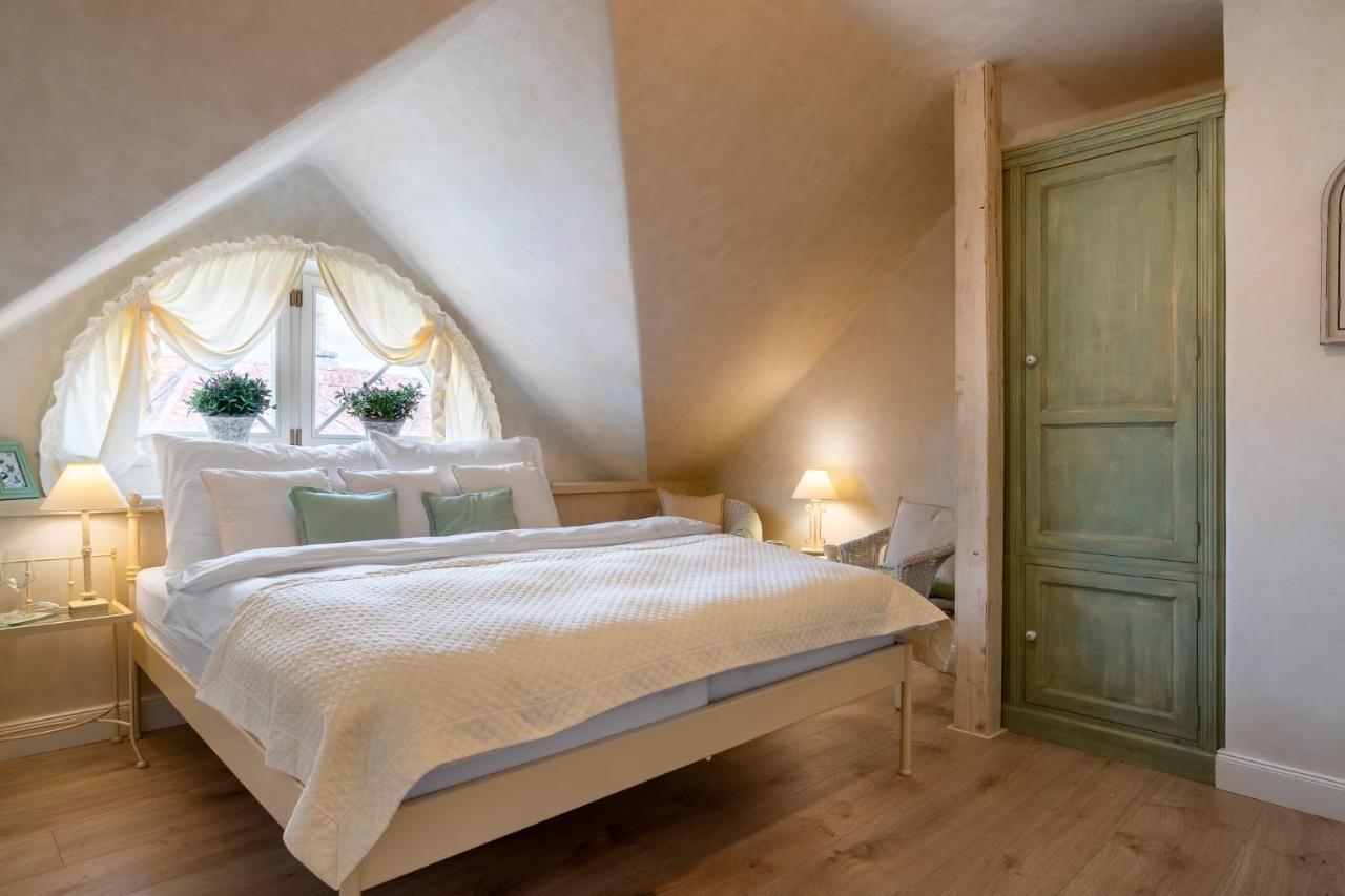 Boutique Hotel Soukenikuv Dum 库特纳霍拉 外观 照片