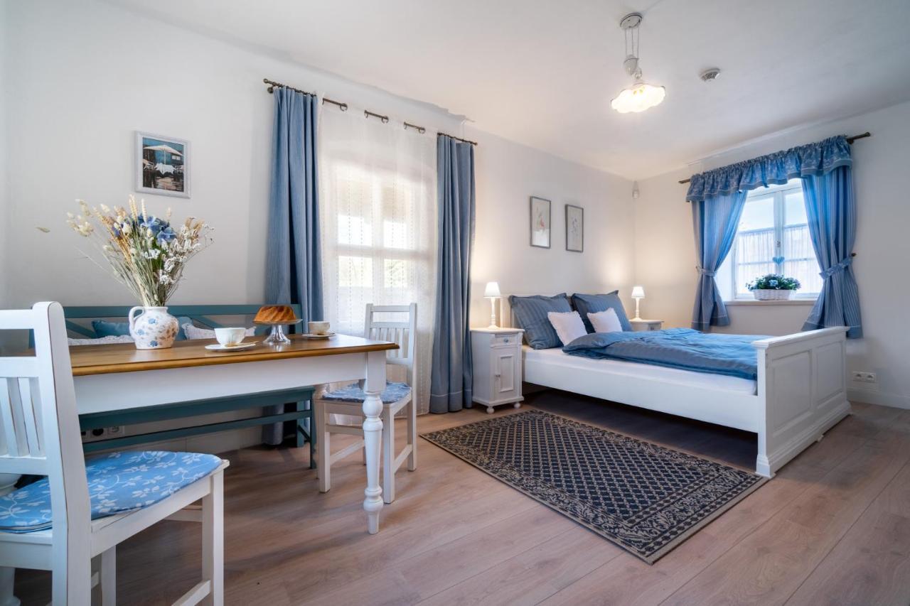 Boutique Hotel Soukenikuv Dum 库特纳霍拉 外观 照片