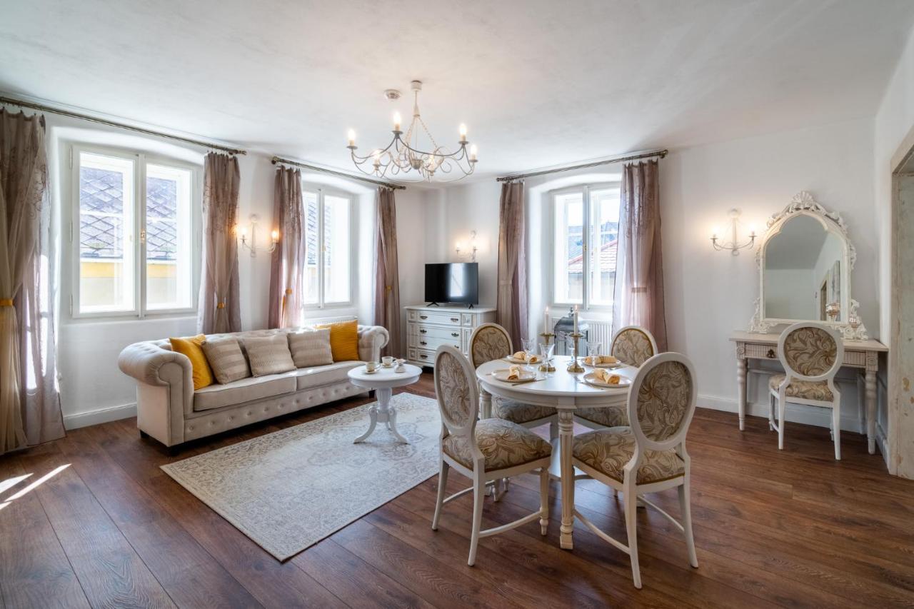 Boutique Hotel Soukenikuv Dum 库特纳霍拉 外观 照片