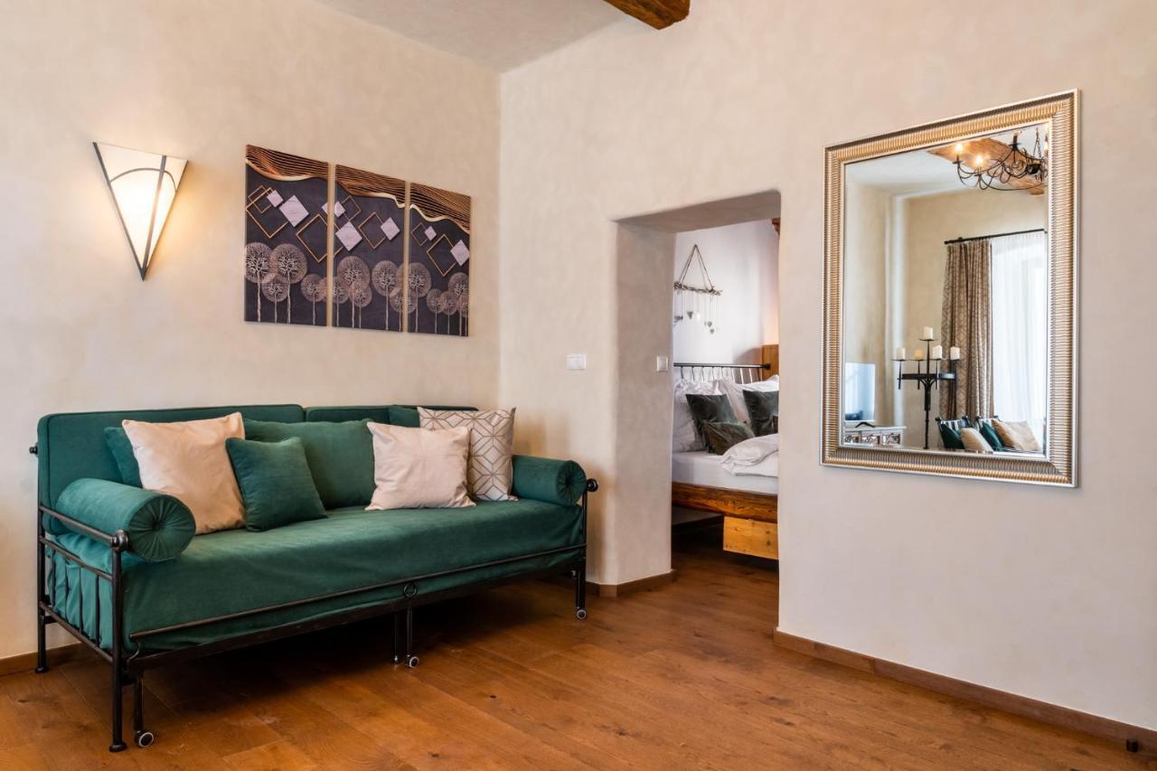 Boutique Hotel Soukenikuv Dum 库特纳霍拉 外观 照片